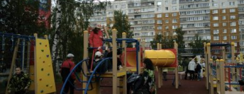В Нижнем Новгороде появилась новая инклюзивная детская площадка КРОО Город Надежды